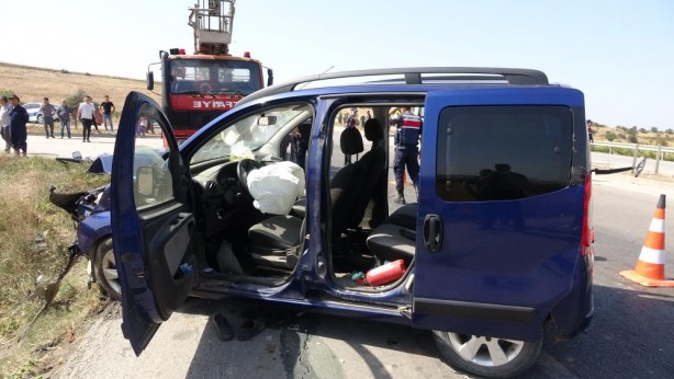 Foto - Çanakkale’de feci kaza: 2 ölü, 5 yaralı