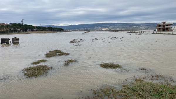 Foto - Çanakkale’de yazlıklar sular altında