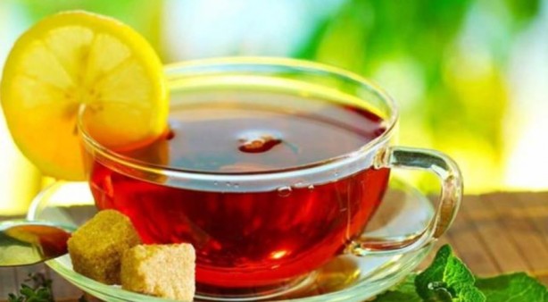 Foto - Canan Karatay haklıymış: Siz de çayı böyle içiyorsanız tam bir felaket