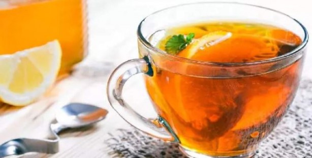 Foto - Canan Karatay haklıymış: Siz de çayı böyle içiyorsanız tam bir felaket