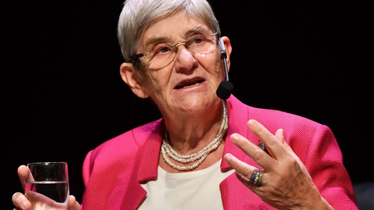 Canan Karatay ısrarla öneriyor: Saç dökülmesi genetik değil! Uzman isimden o ilgili uyarı yapıldı