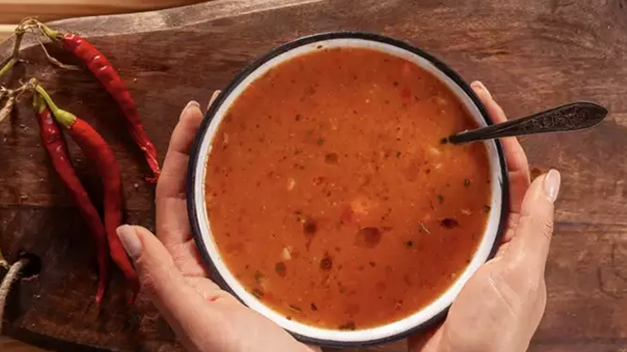 Foto - Canan Karatay ısrarla tavsiye ediyor: Bu çay böbrekleri temizliyor, 1 yemek kaşığını sıcak suya katıp kaynatın! 