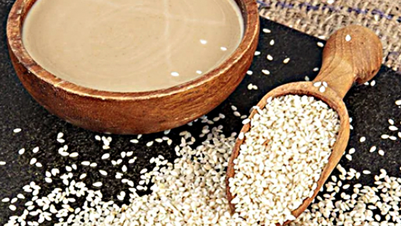 Canan Karatay ısrarla tavsiye etti: Yaşlanmayı geciktirip saçları ışıl ışıl yapan besin oymuş! 