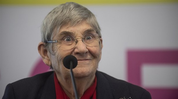 Canan Karatay tığ gibi olmak için o besini işaret etti! Duyanların gözü fal taşı gibi açıldı! Ağzınız bir karış açık kalacak