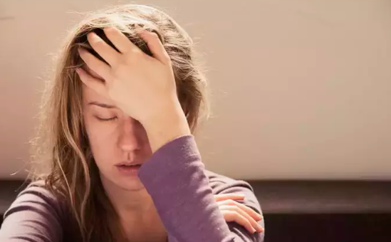 Foto - Canan Karatay üstüne basa basa uyardı: Yatak odanızdaki o eşyayı hemen kaldırın hemen