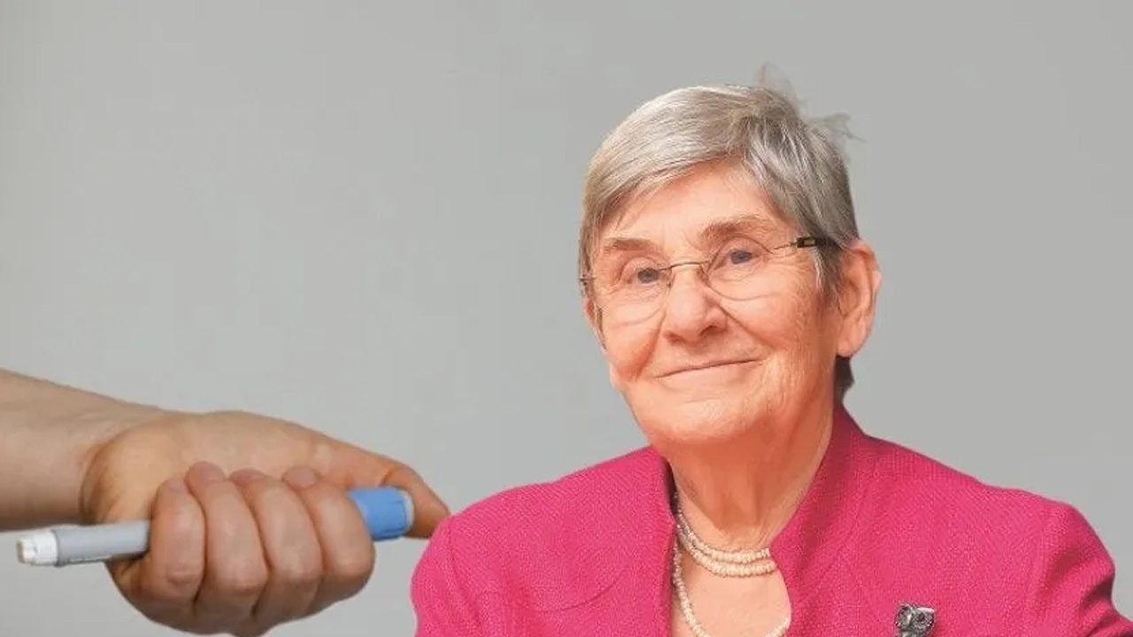Foto - Canan Karatay işaret ederek üstüne basa basa uyardı: Zayıflama iğneleri zararlı mı?