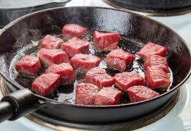 Foto - Canan Karatay, yine ezberleri bozdu! Türkiye'ye duyurdu: Etleri yanlış pişiriyormuşuz! Böyle pişirirseniz, proteini kaybolmuyor