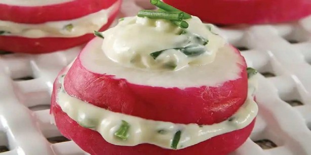 Foto - Canan Karatay’dan ilginç tavsiye! "Çayı ne limon ne şekerle tüketin! İçerisine çay kaşığının ucuyla bundan ekleyin" dedi, ortalık yıkıldı