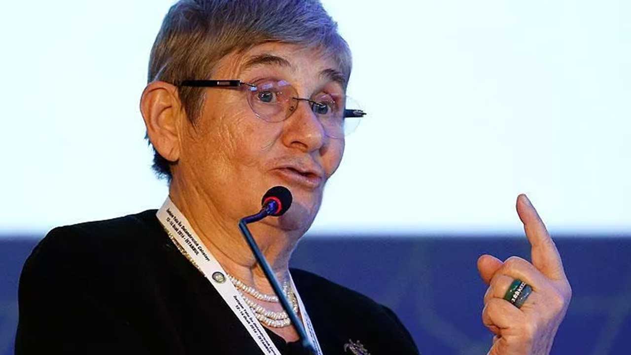 Foto - Canan Karatay'dan Türkiye'yi sarsacak açıklama: İçi zehir dolu, kısırlık yapıyor