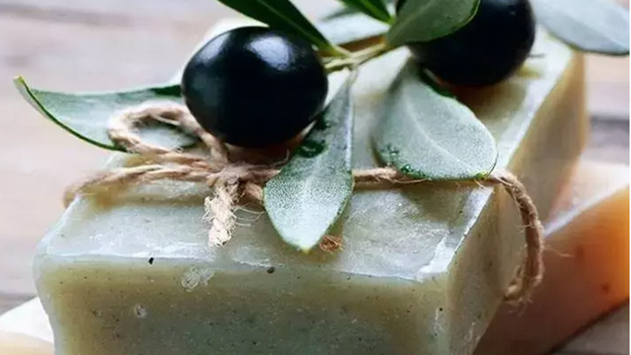 Foto - Canan Karatay'ın da favorisi: Sivilceleri yok ediyor, 1 kullanımda 10 yaş gençleştiriyor! Binlerce lira vermeye gerek yok