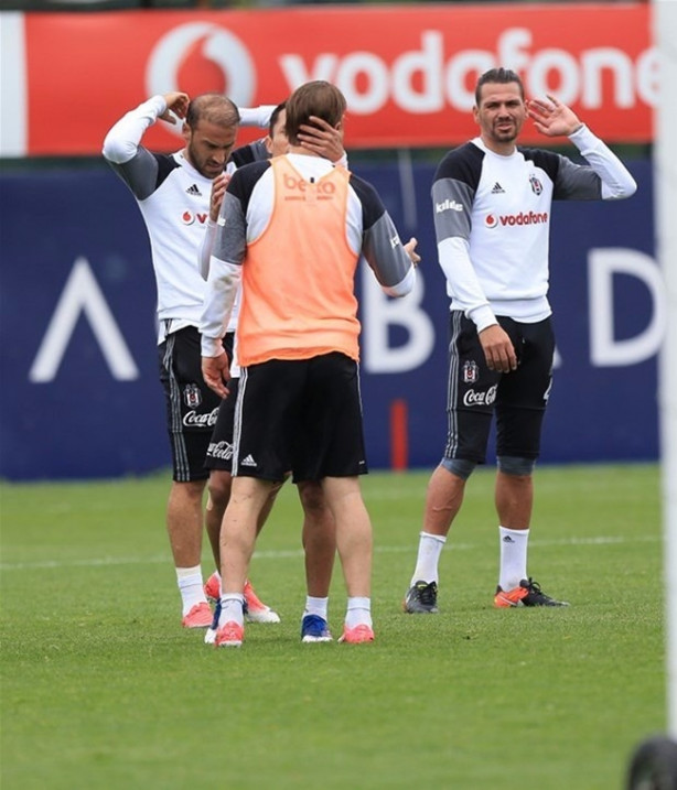Foto - Caner ve Ersan idmanda kavga etti! 