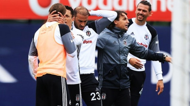 Foto - Caner ve Ersan idmanda kavga etti! 