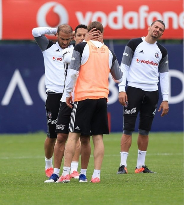 Foto - Caner ve Ersan idmanda kavga etti! 