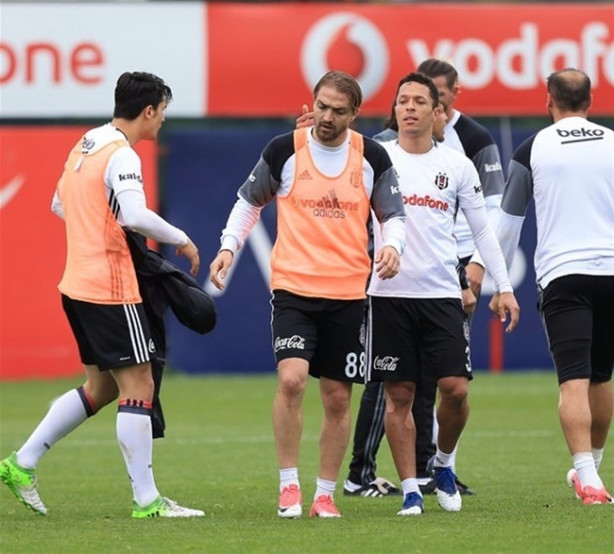 Foto - Caner ve Ersan idmanda kavga etti! 