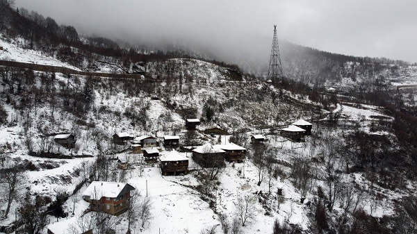 Foto - Çangal Dağı'ndaki kar manzarası havadan görüntülendi