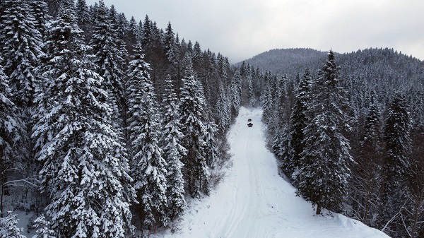Foto - Çangal Dağı'ndaki kar manzarası havadan görüntülendi