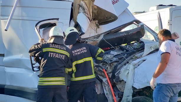 Canlı yayın aracı kaza yaptı! 2 kişi öldü