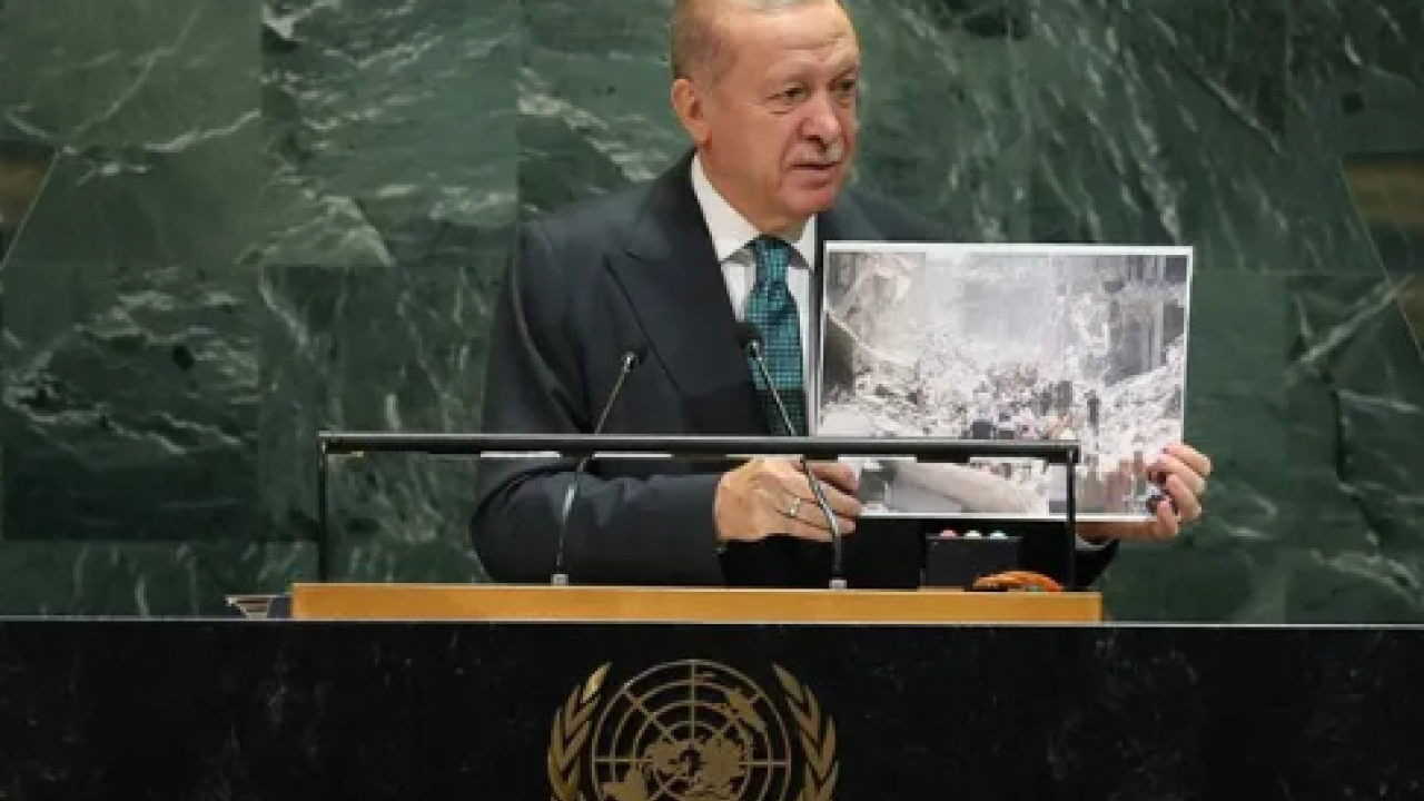 Foto - Canlı yayında büyük skandalı açıkladı: Erdoğan'ı engellemeye çalıştılar