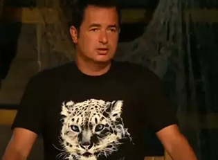 Foto - Canlı yayında duyuruldu: Polis baskını sonrası Acun Ilıcalı'dan şok Survivor kararı! Yer yerinden oynayacak...