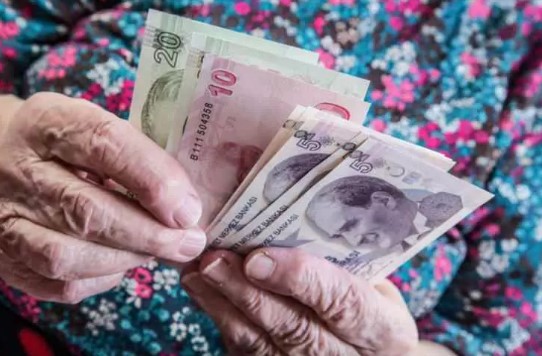 Foto - Canlı yayında formülü verdi! İşte yüksek emekli maaş almanın tüyoları