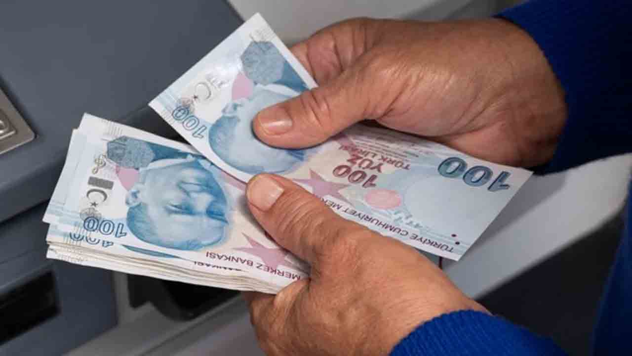 Canlı yayında heyecanlandıran kulis bilgisini paylaştı! Emekli maaşlarına ek 20 bin lira