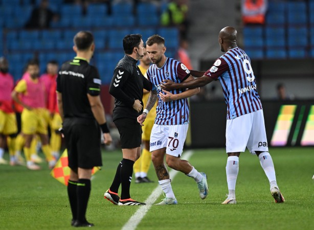 Foto - Canlı yayında skandalı duyurdu: Çok büyük bir sıkıntı var! Ortalığı ayağa kaldıracak Savic açıklaması…