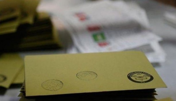 Foto - Canlı yayında son anket açıklandı! İstanbul'da puan farkları çok yakın
