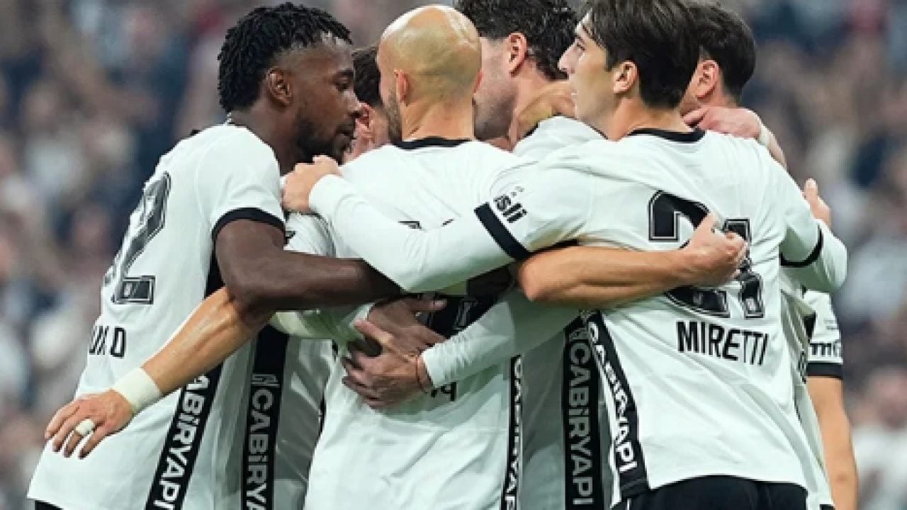 Canlı yayında Tugay Kerimoğlu Beşiktaş'tan 5 isim sayıp birini ayırdı
