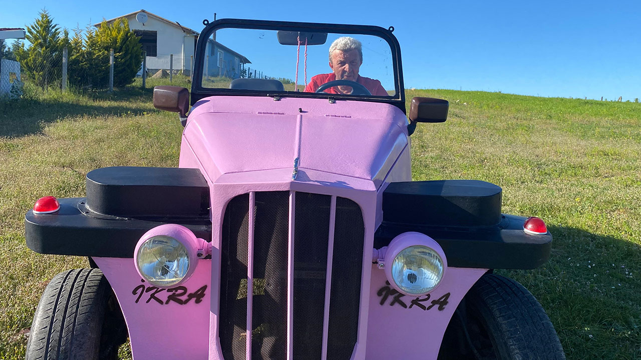 Çapa makinesi motoruyla 15 günde otomobil yaptı! Adını Arapça’da 'Oku' anlamına gelen 'İkra' koydu