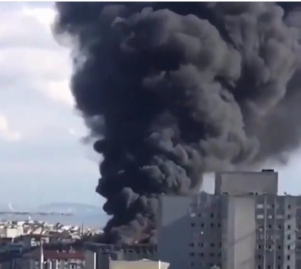Foto - Çapa'da korkutan yangın!