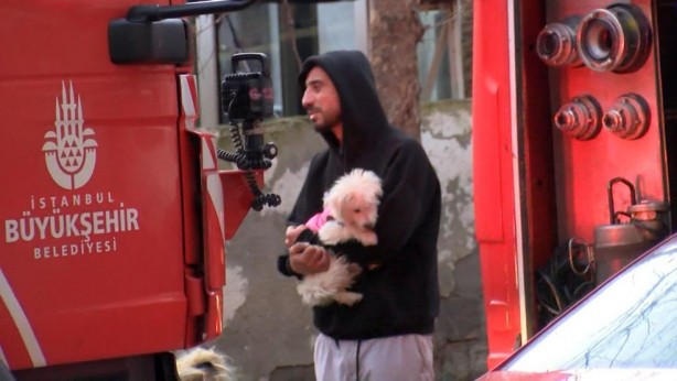 Foto - Çaresizce izlediler! Gözyaşlarını tutamadı