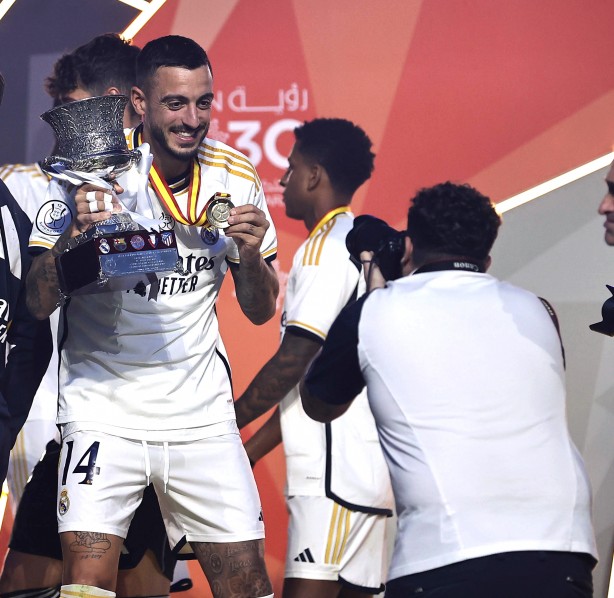 Foto - Carlo Ancelotti'den şok eden tarih uyarısı! Bana pahalıya patlıyor ama seni oyuna almayacağım! Katar'da devrim...