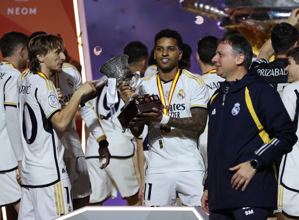 Foto - Carlo Ancelotti'den şok eden tarih uyarısı! Bana pahalıya patlıyor ama seni oyuna almayacağım! Katar'da devrim...