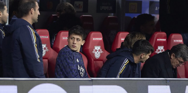 Foto - Carlo Ancelotti'ye Arda Güler tepkisi! Ancelotti gerçekten kafayı yemiş! Hamleleri Real’lileri çıldırttı… 