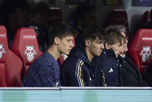 Foto - Carlo Ancelotti'ye Arda Güler tepkisi! Ancelotti gerçekten kafayı yemiş! Hamleleri Real’lileri çıldırttı… 