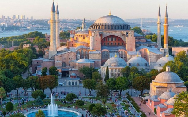 Foto - Çarpıcı Ayasofya paylaşımı: Vakit namazları...