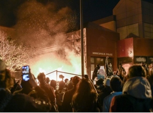 Foto - Çarpıcı sözler! ABD'de darbe olabilir