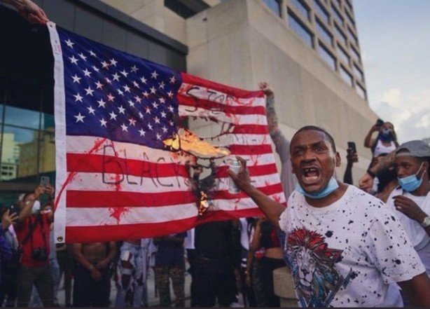 Foto - Çarpıcı sözler! ABD'de darbe olabilir