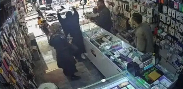 Foto - Çarşaflı kadını yerde sürüklenmişti! İstenen ceza açıklandı!