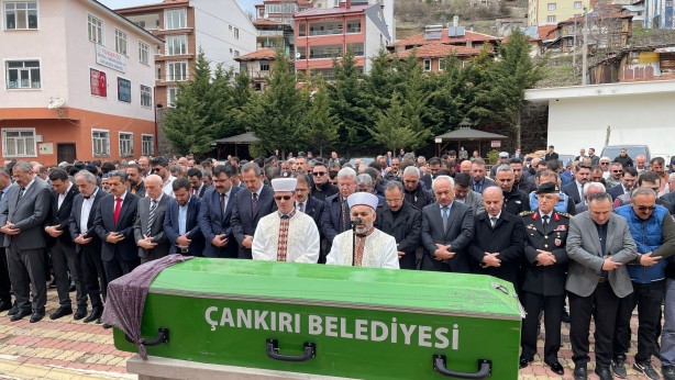 Foto - Çataklı'nın vefat eden annesi son yolculuğuna uğurlandı