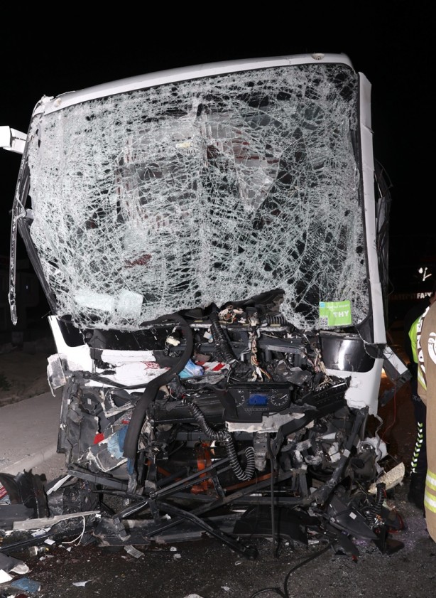 Foto - Çatalca'daki trafik kazasında 2 kişi yaralandı