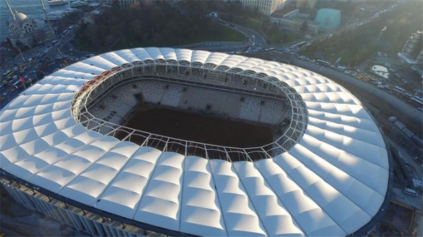 Foto - Çatı bitti, sıra çimlerde!