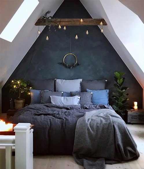 Foto - Çatı katı yatak odası dekorasyon ipuçları