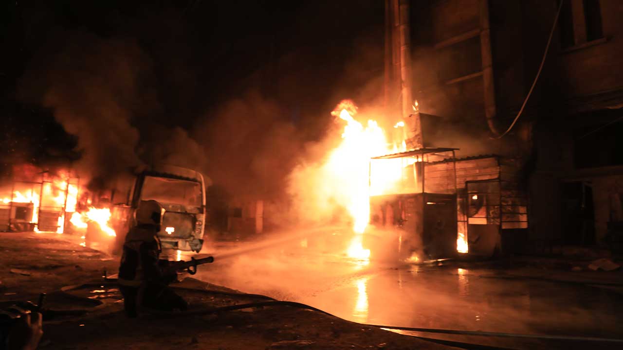 Çatışmalar şiddetlendi! Suriye'nin Halep şehrinden sıcak görüntüler