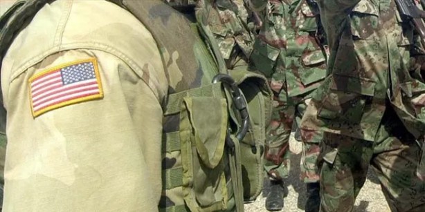 Foto - Çatışmaya ramak kaldı! ABD askerlerinin yolunu kestiler