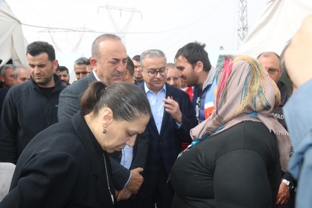 Foto - Çavuşoğlu, Diyarbakır'da Erdoğan'ın sözünü hatırlattı