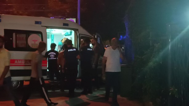 Foto - Çay bahçesinde oynayan çocuğa yorgun mermi isabet etti