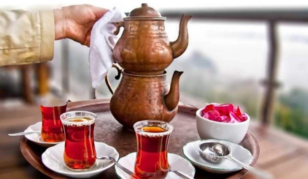 Foto - Çay demlerken bilmeniz gereken püf noktalar! Bir tutam atmak yeterli