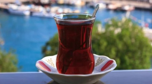 Çay severleri yakından ilgilendiriyor! Bir damlası ile tiryakilerini mest edecek sır açıklandı