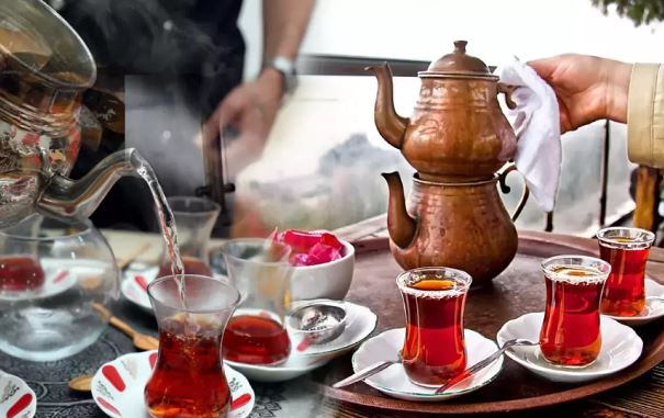 Foto - Çay tartışmasına İlber Ortaylı da dahil oldu: Amerikalı'dan öğrenecek değiliz